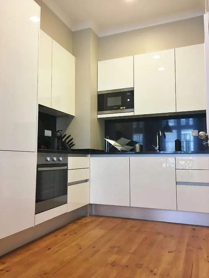 Lisbon Finestay Bica Apartment 0*,